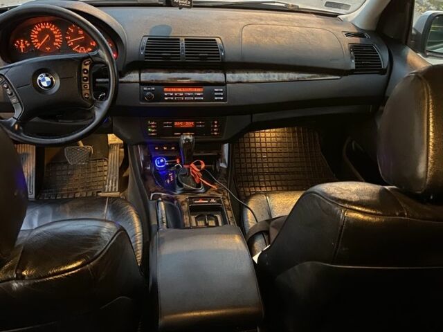 Серый БМВ Х5, объемом двигателя 3 л и пробегом 345 тыс. км за 6100 $, фото 8 на Automoto.ua
