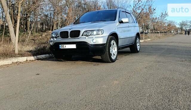 Серый БМВ Х5, объемом двигателя 3 л и пробегом 380 тыс. км за 10600 $, фото 4 на Automoto.ua