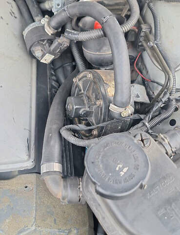 Серый БМВ Х5, объемом двигателя 4.4 л и пробегом 330 тыс. км за 8000 $, фото 16 на Automoto.ua