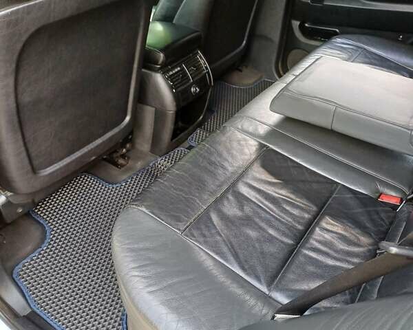 Серый БМВ Х5, объемом двигателя 0 л и пробегом 396 тыс. км за 9700 $, фото 7 на Automoto.ua