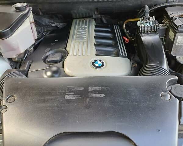 Серый БМВ Х5, объемом двигателя 0 л и пробегом 396 тыс. км за 9700 $, фото 5 на Automoto.ua