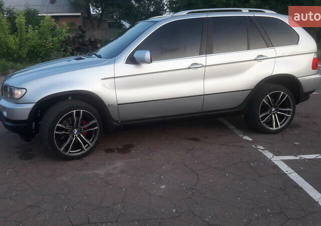 Сірий БМВ Х5, об'ємом двигуна 4.4 л та пробігом 310 тис. км за 8000 $, фото 9 на Automoto.ua