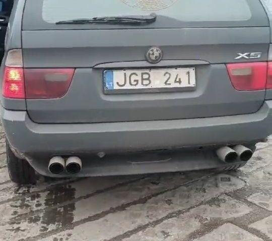 Сірий БМВ Х5, об'ємом двигуна 0 л та пробігом 350 тис. км за 4500 $, фото 5 на Automoto.ua