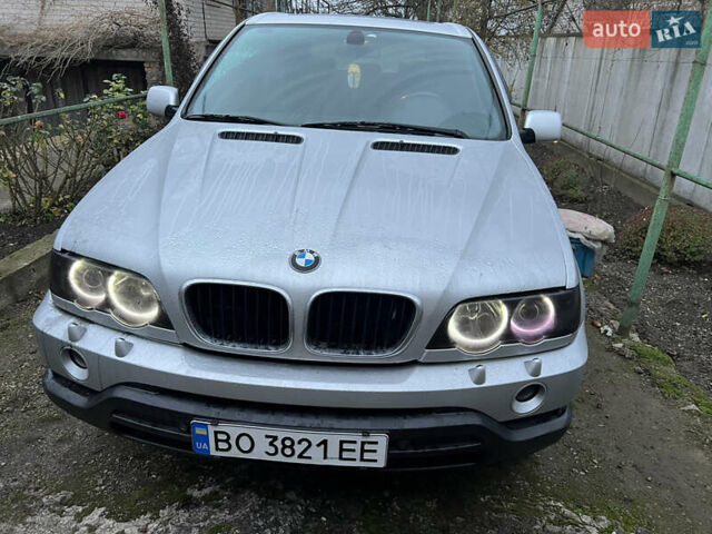 Серый БМВ Х5, объемом двигателя 4.4 л и пробегом 350 тыс. км за 7500 $, фото 4 на Automoto.ua