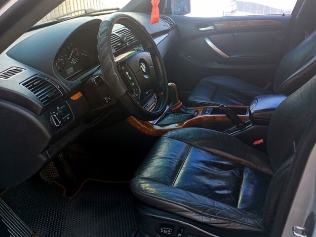 Сірий БМВ Х5, об'ємом двигуна 3 л та пробігом 400 тис. км за 7000 $, фото 5 на Automoto.ua