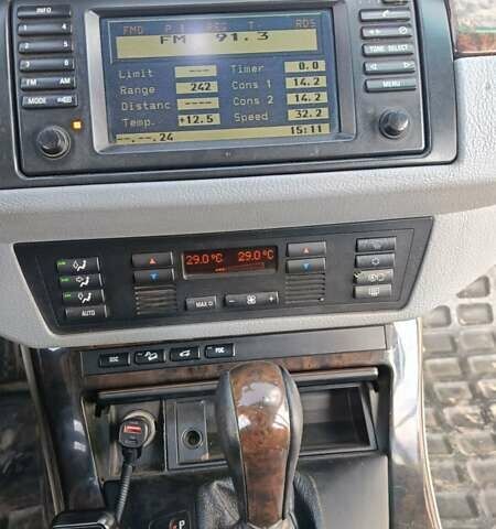 Серый БМВ Х5, объемом двигателя 3 л и пробегом 432 тыс. км за 8500 $, фото 21 на Automoto.ua