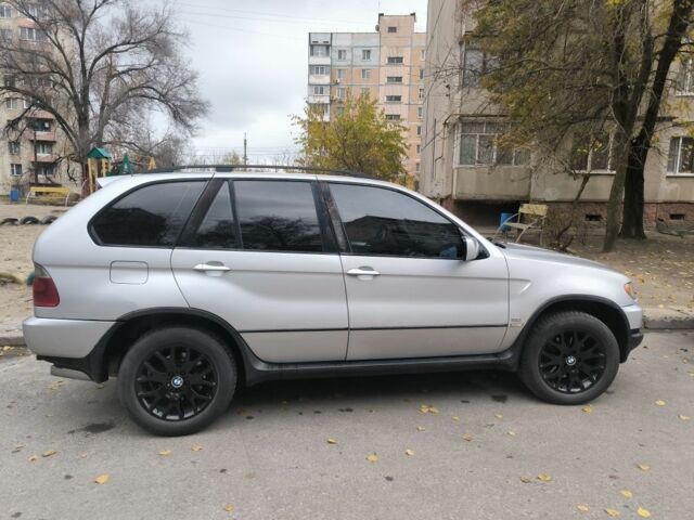 Серый БМВ Х5, объемом двигателя 2.9 л и пробегом 440 тыс. км за 9100 $, фото 4 на Automoto.ua