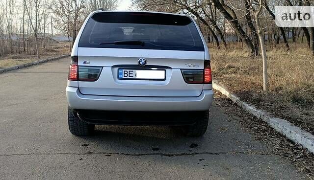 Серый БМВ Х5, объемом двигателя 3 л и пробегом 380 тыс. км за 10600 $, фото 5 на Automoto.ua