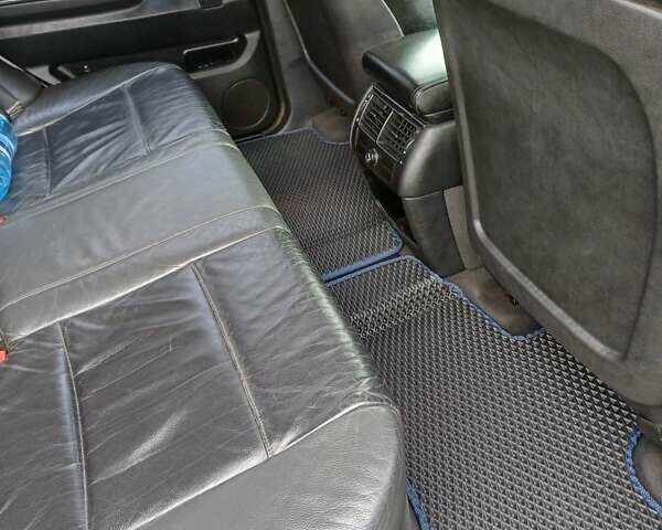 Серый БМВ Х5, объемом двигателя 0 л и пробегом 396 тыс. км за 9700 $, фото 9 на Automoto.ua