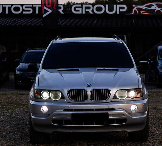 Серый БМВ Х5, объемом двигателя 3 л и пробегом 424 тыс. км за 6400 $, фото 2 на Automoto.ua