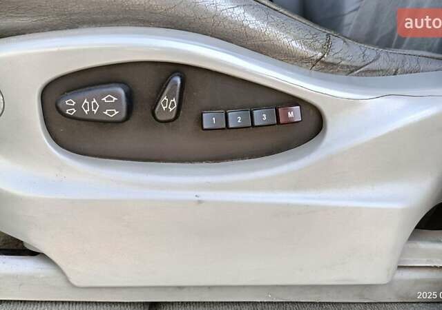 Серый БМВ Х5, объемом двигателя 3 л и пробегом 432 тыс. км за 8500 $, фото 35 на Automoto.ua