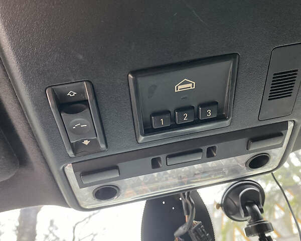 Сірий БМВ Х5, об'ємом двигуна 4.4 л та пробігом 217 тис. км за 8000 $, фото 12 на Automoto.ua