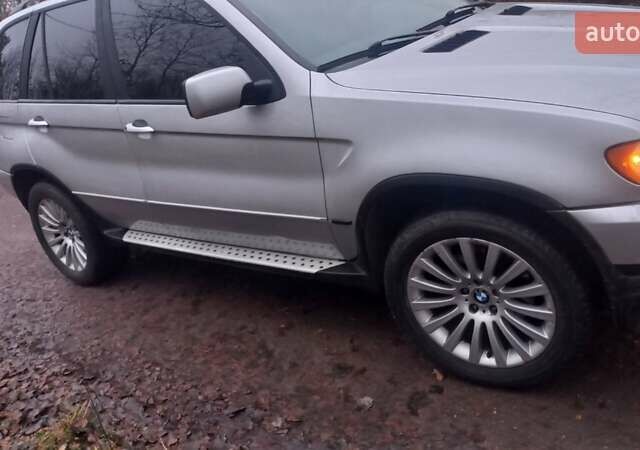 Сірий БМВ Х5, об'ємом двигуна 2.93 л та пробігом 380 тис. км за 8100 $, фото 1 на Automoto.ua