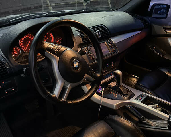 Сірий БМВ Х5, об'ємом двигуна 3 л та пробігом 390 тис. км за 10000 $, фото 7 на Automoto.ua