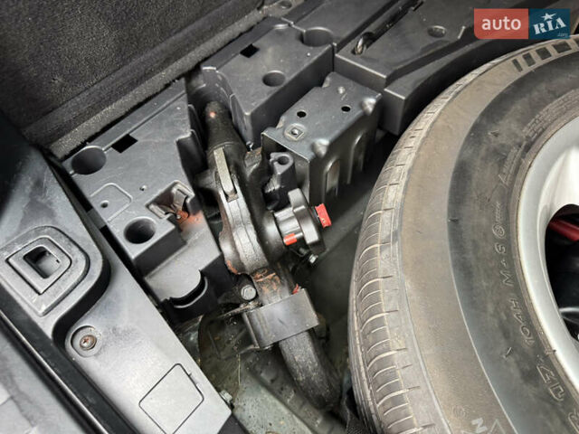 Серый БМВ Х5, объемом двигателя 2.93 л и пробегом 456 тыс. км за 8450 $, фото 171 на Automoto.ua