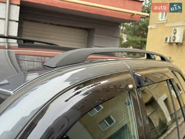 Серый БМВ Х5, объемом двигателя 2.93 л и пробегом 456 тыс. км за 8450 $, фото 60 на Automoto.ua