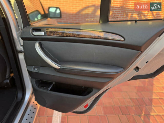 Серый БМВ Х5, объемом двигателя 2.93 л и пробегом 256 тыс. км за 10999 $, фото 10 на Automoto.ua