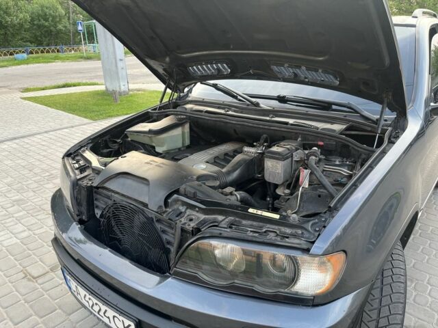 Серый БМВ Х5, объемом двигателя 2.9 л и пробегом 348 тыс. км за 7000 $, фото 6 на Automoto.ua