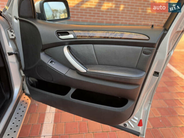 Серый БМВ Х5, объемом двигателя 2.93 л и пробегом 256 тыс. км за 10999 $, фото 9 на Automoto.ua