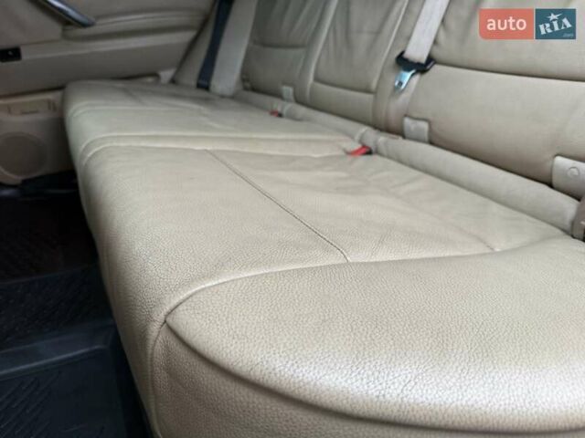 Серый БМВ Х5, объемом двигателя 2.99 л и пробегом 353 тыс. км за 7950 $, фото 38 на Automoto.ua