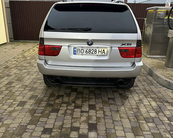 Сірий БМВ Х5, об'ємом двигуна 3 л та пробігом 390 тис. км за 10000 $, фото 5 на Automoto.ua
