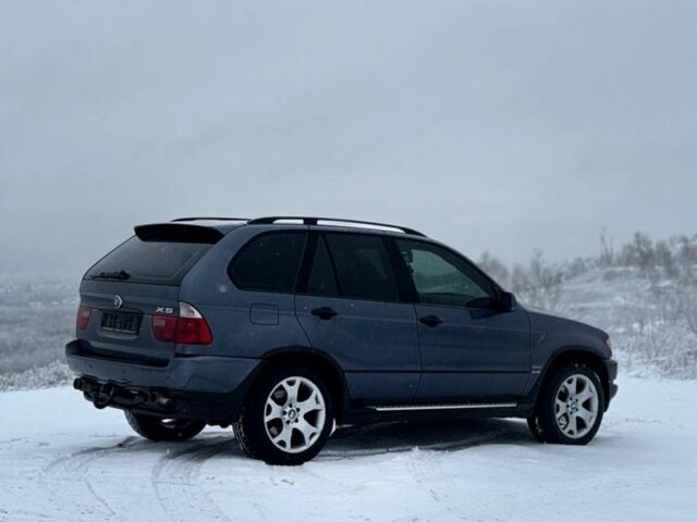 Серый БМВ Х5, объемом двигателя 3 л и пробегом 300 тыс. км за 6000 $, фото 3 на Automoto.ua