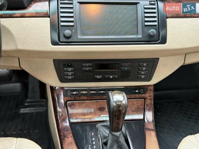 Серый БМВ Х5, объемом двигателя 2.99 л и пробегом 353 тыс. км за 7950 $, фото 53 на Automoto.ua