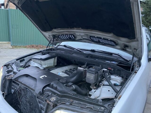 Серый БМВ Х5, объемом двигателя 3 л и пробегом 330 тыс. км за 4799 $, фото 23 на Automoto.ua