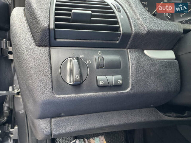 Серый БМВ Х5, объемом двигателя 2.93 л и пробегом 456 тыс. км за 8450 $, фото 102 на Automoto.ua