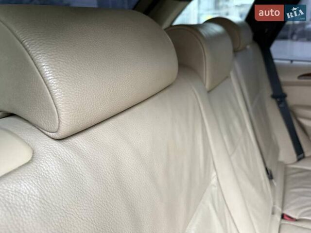 Серый БМВ Х5, объемом двигателя 2.99 л и пробегом 353 тыс. км за 7950 $, фото 36 на Automoto.ua