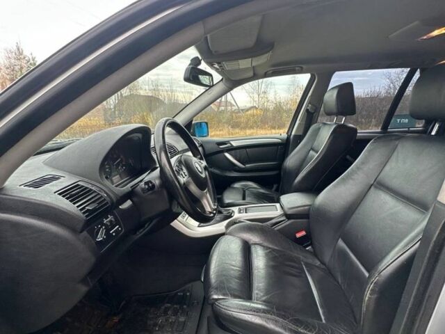 Серый БМВ Х5, объемом двигателя 3 л и пробегом 300 тыс. км за 5400 $, фото 5 на Automoto.ua