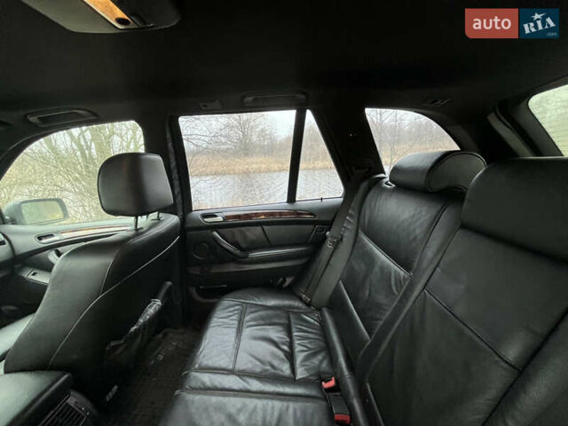 Серый БМВ Х5, объемом двигателя 2.93 л и пробегом 450 тыс. км за 10000 $, фото 27 на Automoto.ua