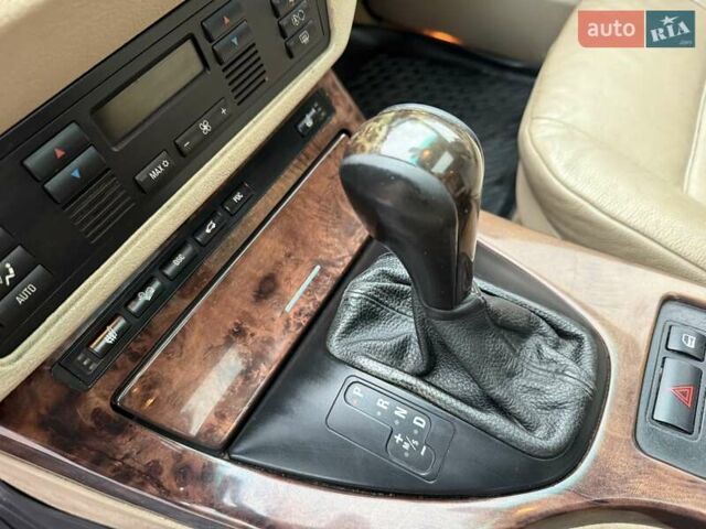 Серый БМВ Х5, объемом двигателя 2.99 л и пробегом 353 тыс. км за 7950 $, фото 44 на Automoto.ua