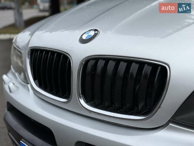 Серый БМВ Х5, объемом двигателя 2.99 л и пробегом 353 тыс. км за 7950 $, фото 7 на Automoto.ua