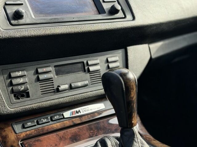 Серый БМВ Х5, объемом двигателя 3 л и пробегом 280 тыс. км за 5999 $, фото 14 на Automoto.ua