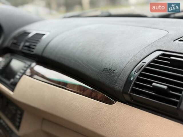 Серый БМВ Х5, объемом двигателя 2.99 л и пробегом 353 тыс. км за 7950 $, фото 31 на Automoto.ua