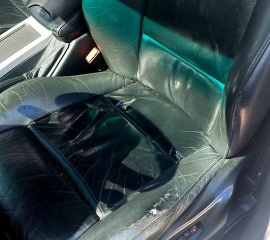 Серый БМВ Х5, объемом двигателя 3 л и пробегом 690 тыс. км за 9000 $, фото 5 на Automoto.ua
