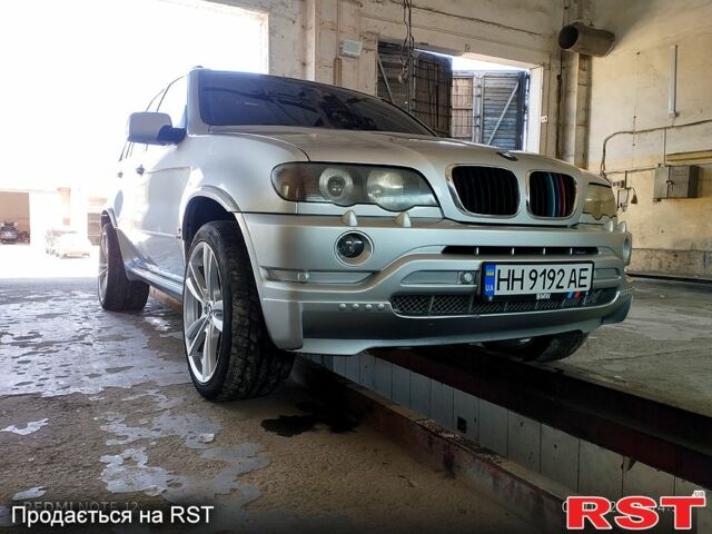 Серый БМВ Х5, объемом двигателя 2.9 л и пробегом 300 тыс. км за 9800 $, фото 6 на Automoto.ua