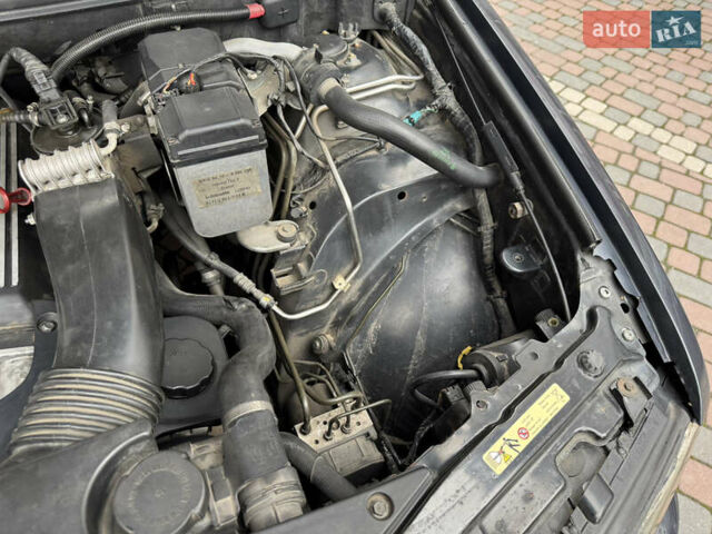 Серый БМВ Х5, объемом двигателя 2.93 л и пробегом 456 тыс. км за 8450 $, фото 182 на Automoto.ua