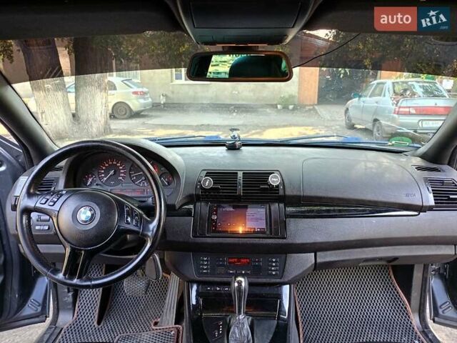 Сірий БМВ Х5, об'ємом двигуна 3 л та пробігом 400 тис. км за 11000 $, фото 2 на Automoto.ua