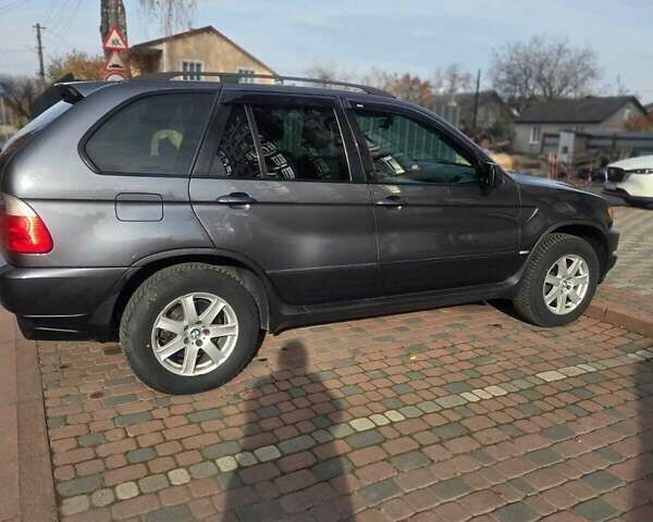 Серый БМВ Х5, объемом двигателя 2.9 л и пробегом 456 тыс. км за 8600 $, фото 5 на Automoto.ua