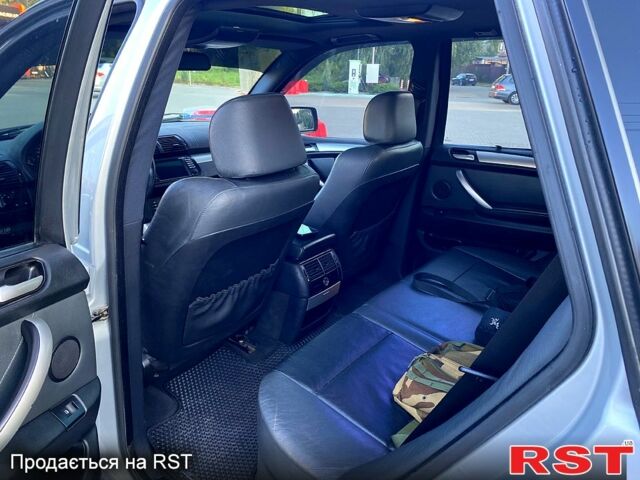 Серый БМВ Х5, объемом двигателя 3 л и пробегом 380 тыс. км за 8500 $, фото 8 на Automoto.ua