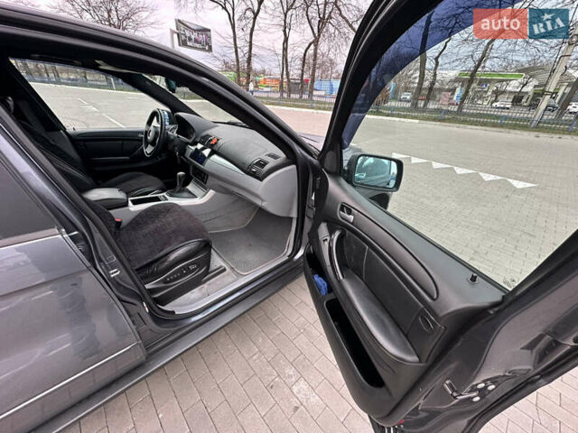Серый БМВ Х5, объемом двигателя 3 л и пробегом 309 тыс. км за 8800 $, фото 32 на Automoto.ua
