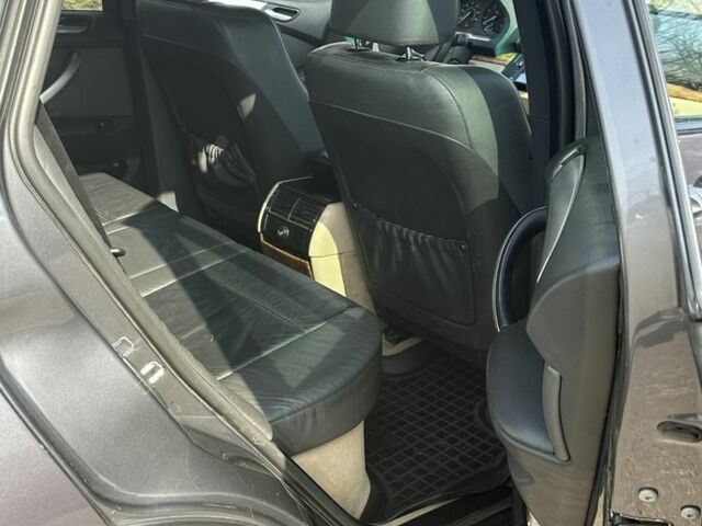 Сірий БМВ Х5, об'ємом двигуна 3 л та пробігом 278 тис. км за 6900 $, фото 4 на Automoto.ua