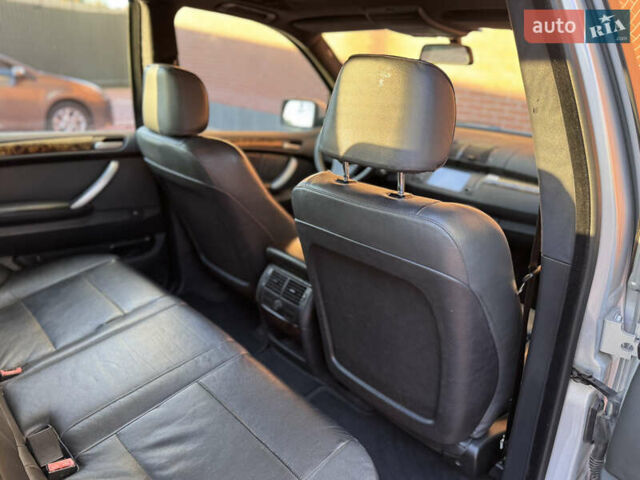 Серый БМВ Х5, объемом двигателя 2.93 л и пробегом 256 тыс. км за 10999 $, фото 12 на Automoto.ua