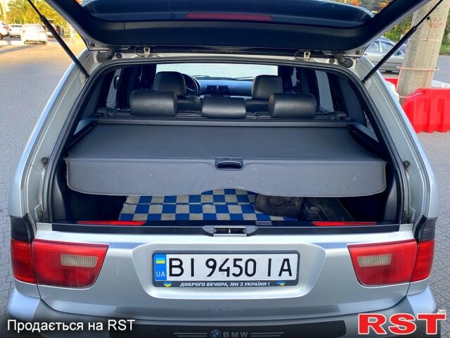Серый БМВ Х5, объемом двигателя 3 л и пробегом 380 тыс. км за 8500 $, фото 11 на Automoto.ua