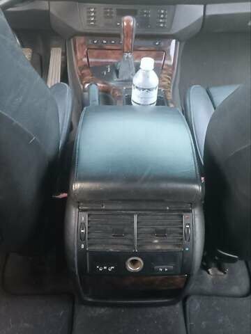 Сірий БМВ Х5, об'ємом двигуна 3 л та пробігом 268 тис. км за 5100 $, фото 4 на Automoto.ua