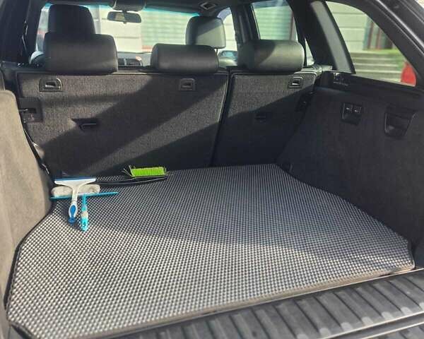 Серый БМВ Х5, объемом двигателя 2.9 л и пробегом 456 тыс. км за 8600 $, фото 4 на Automoto.ua