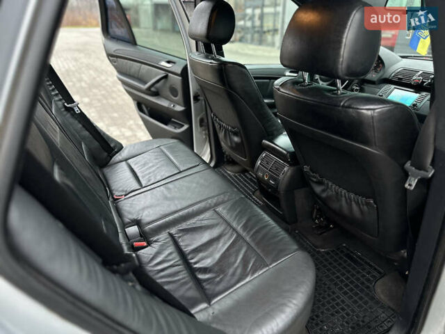 Серый БМВ Х5, объемом двигателя 2.93 л и пробегом 435 тыс. км за 8000 $, фото 15 на Automoto.ua