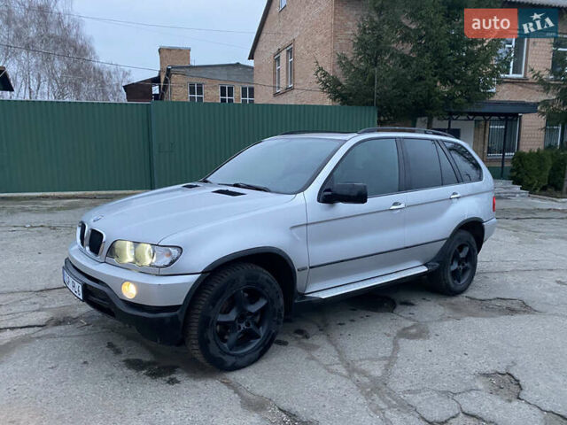 Серый БМВ Х5, объемом двигателя 3 л и пробегом 330 тыс. км за 4799 $, фото 3 на Automoto.ua